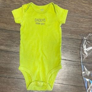 0019 Carter’s green onesie 6m